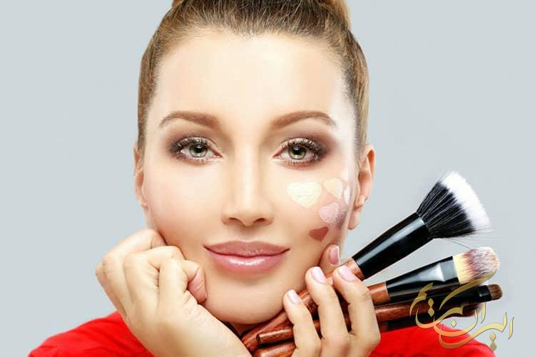 چگونه آرایش خود را در طول روز تازه نگه داریم؟